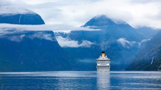 Fjordcruisebåt.