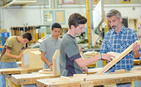 Stor variasjon i fullføringsgrad på yrkesfag